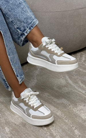Tenis deportivo DELINA