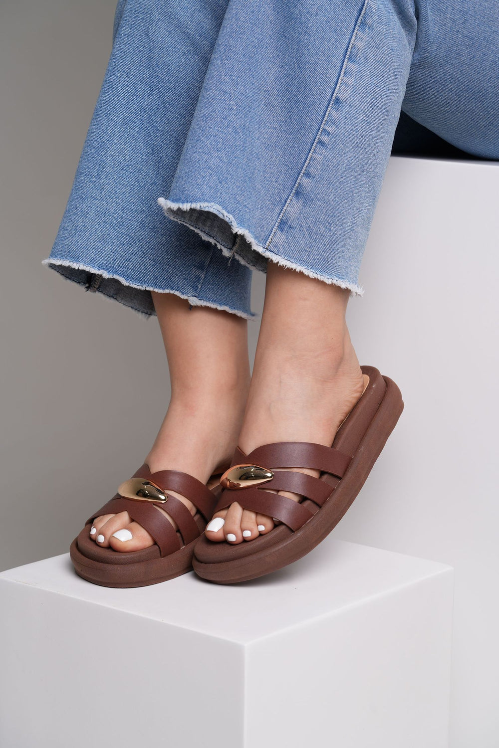 Sandalia Canoa en cuero STYLACHO