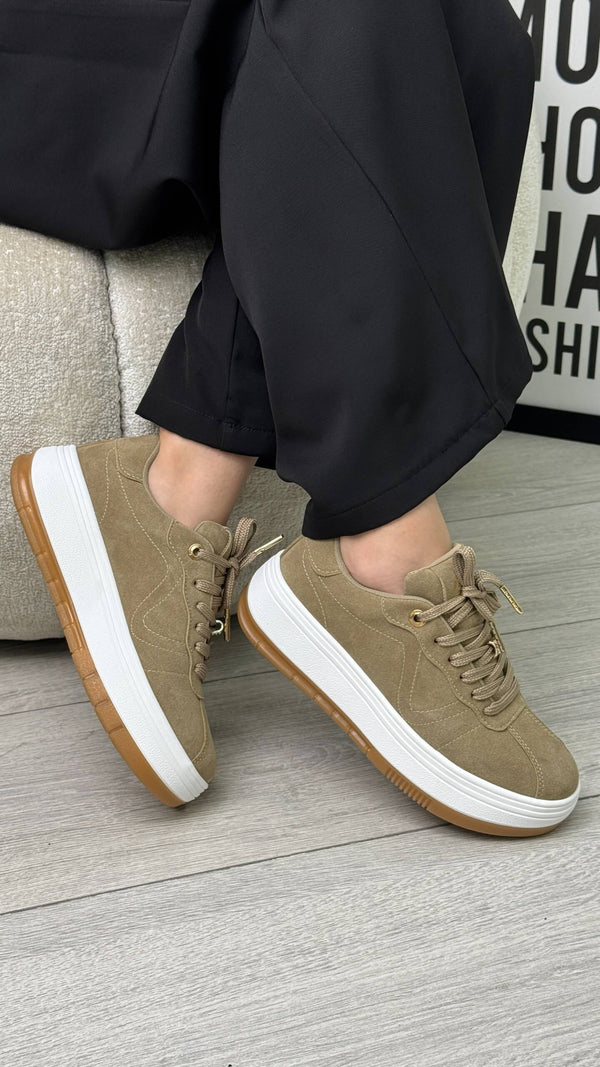 Tenis deportivo HARUMI